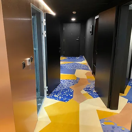 Snow & Czarna Gora *